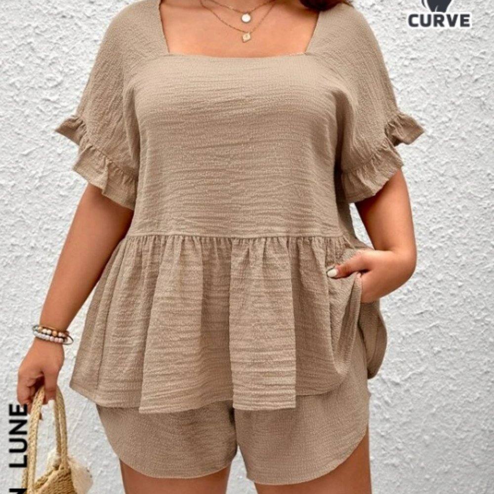 NWOT SHEIN LUNE Plus Square Neck Flounce Sleeve Peplum Top & Shorts